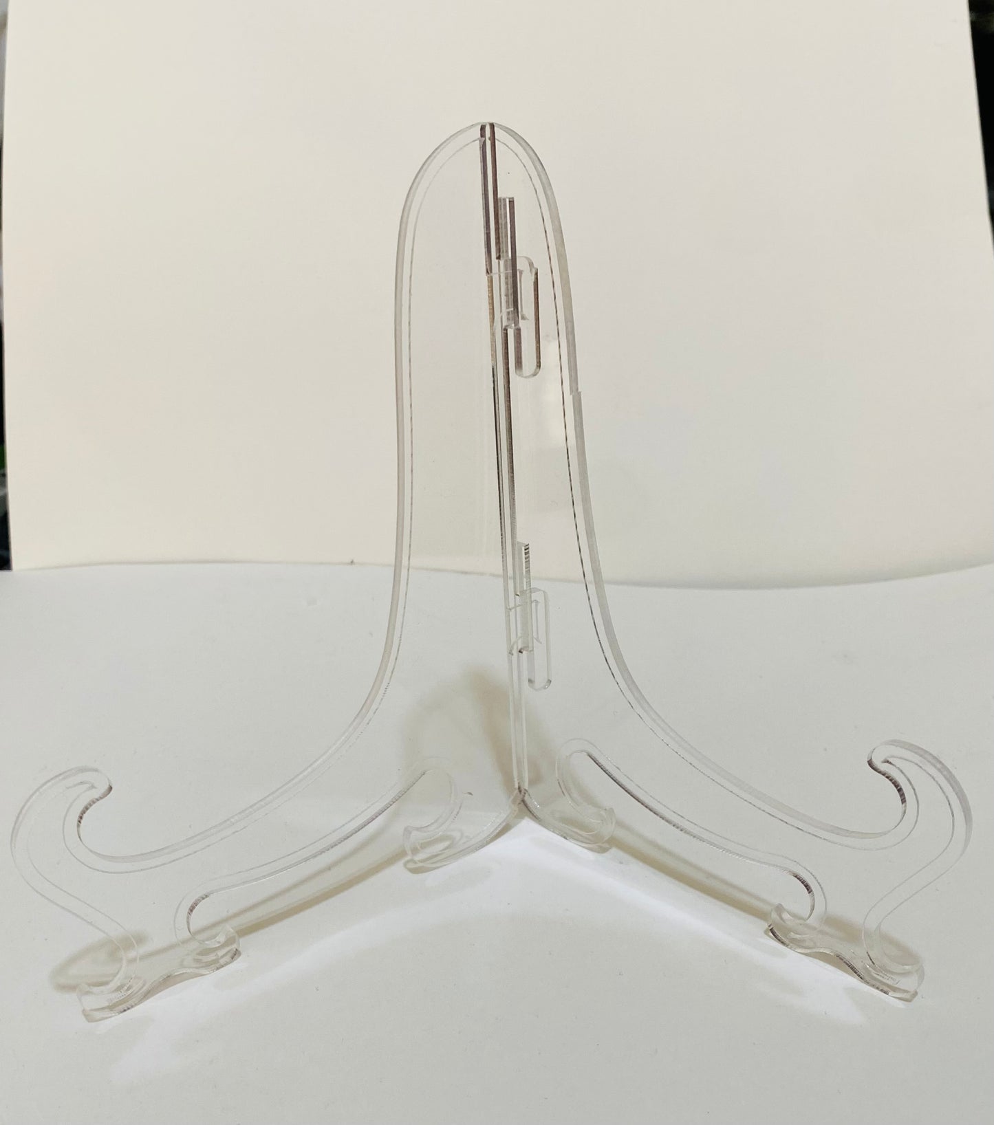 Acrylic Tray Stand For 6 & 8 inch Tray